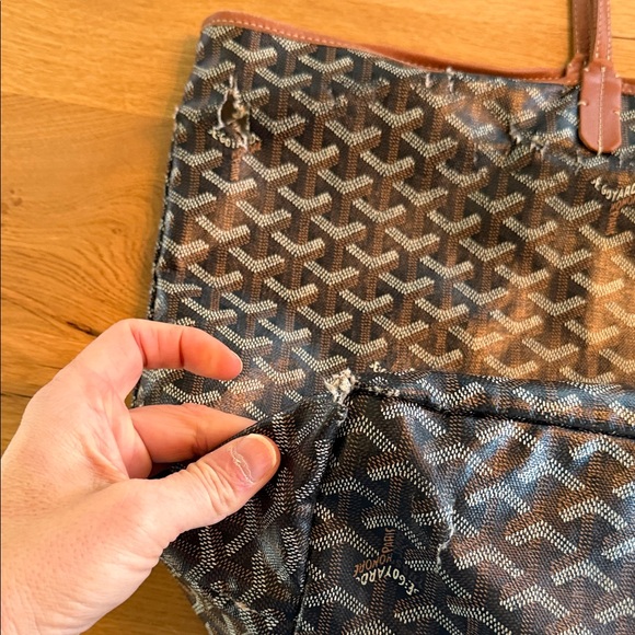 Goyard GM Tote Bag - Picture 12 of 15